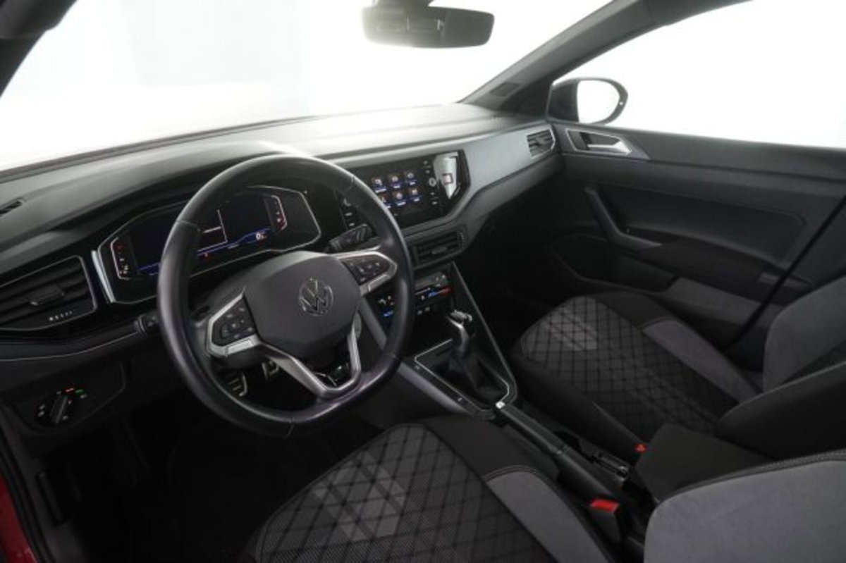 Volkswagen Taigo 1.0 TSI 110 CV DSG R-Line (9)