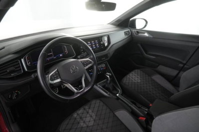 Volkswagen Taigo 1.0 TSI 110 CV DSG R-Line (9)