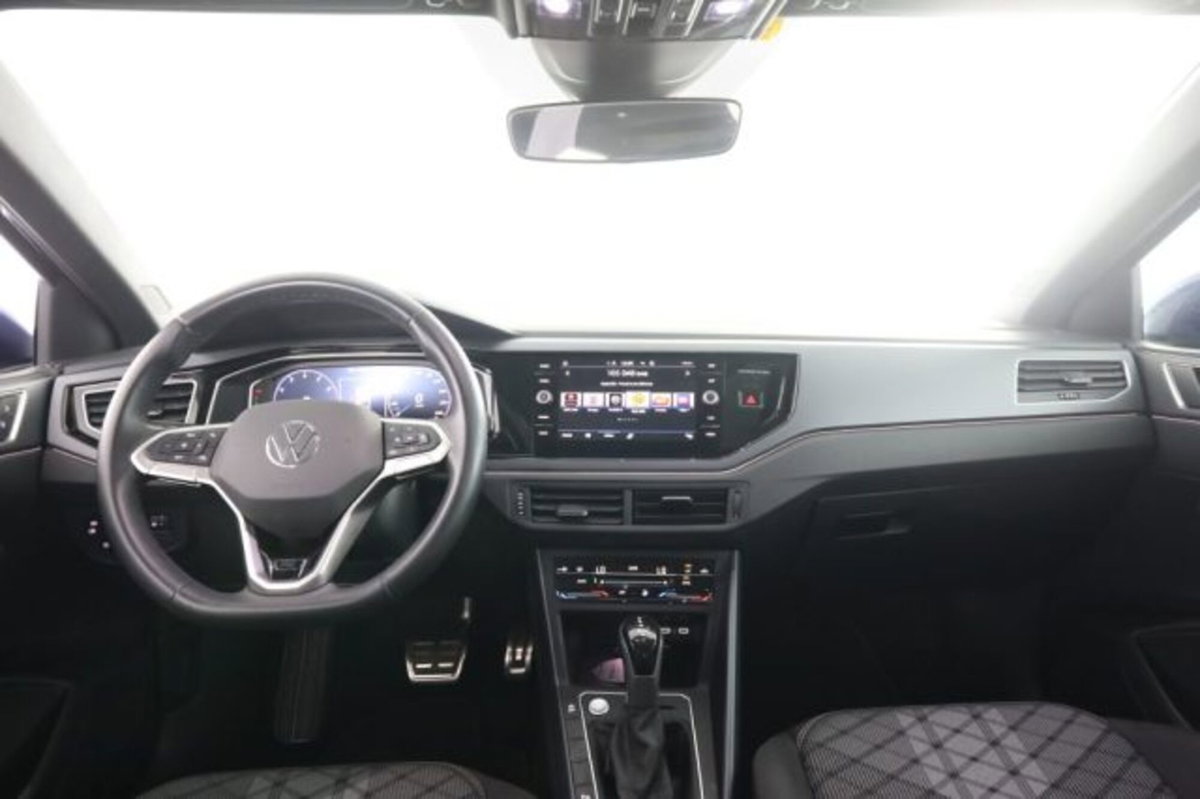 Volkswagen Taigo 1.0 TSI 110 CV DSG R-Line (4)