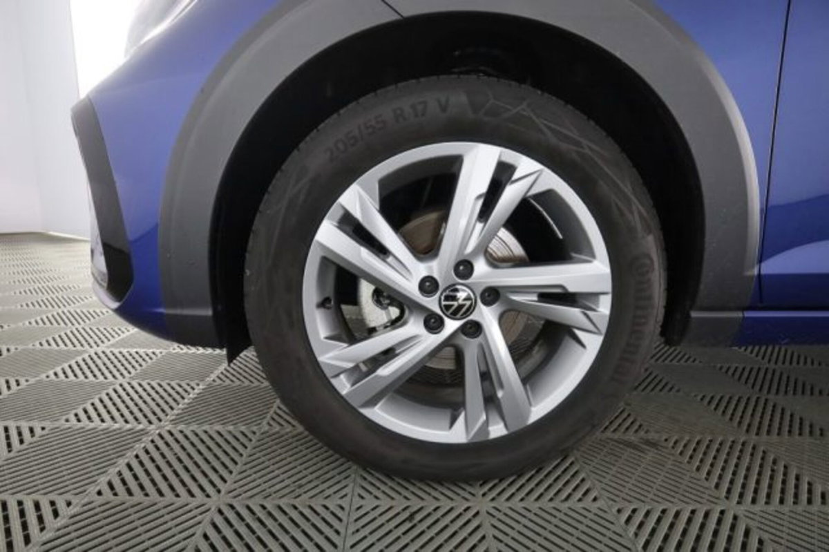 Volkswagen Taigo 1.0 TSI 110 CV DSG R-Line (8)