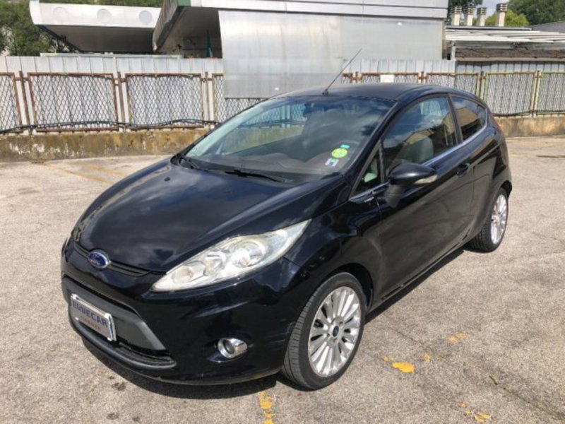 Ford Fiesta 1.6 TDCi 95CV 3 porte Tit.
