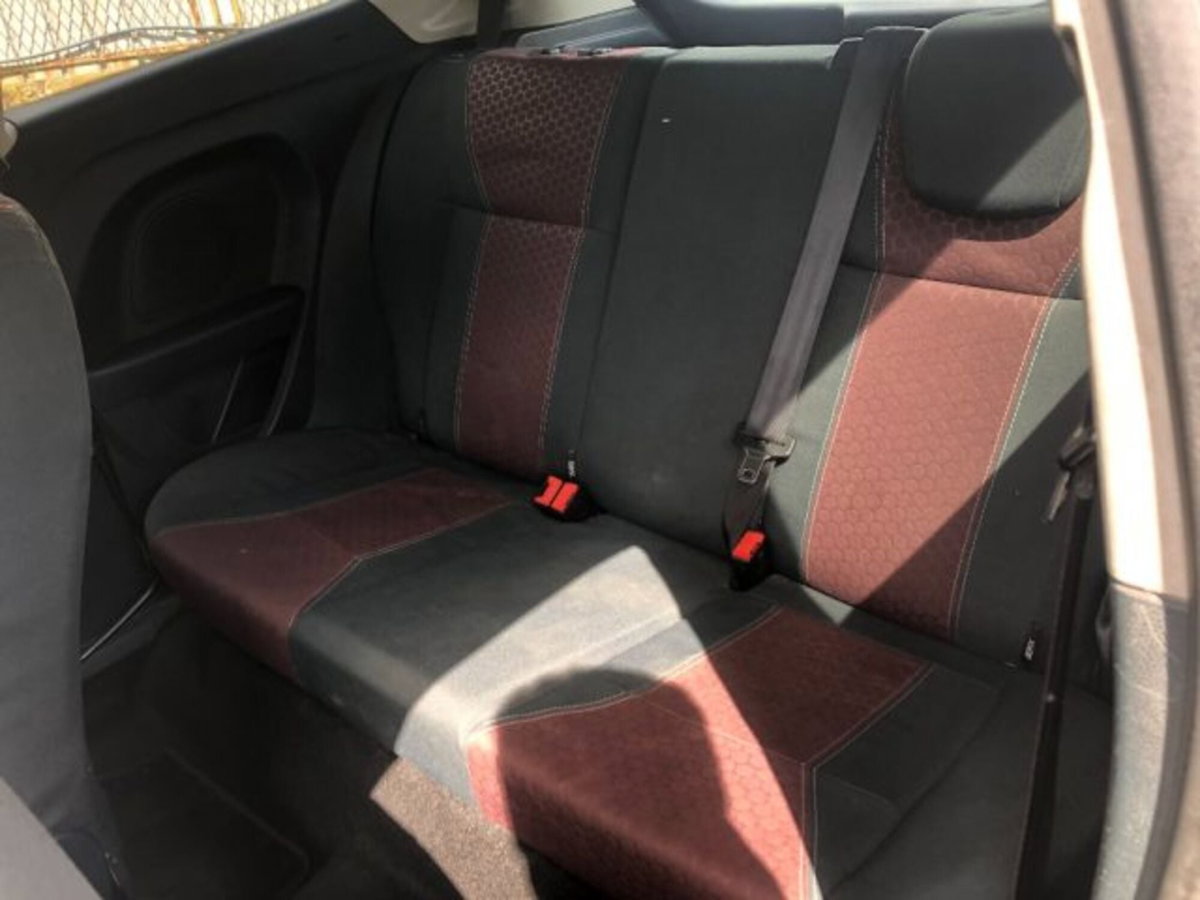 Ford Fiesta 1.6 TDCi 95CV 3 porte Tit. (11)