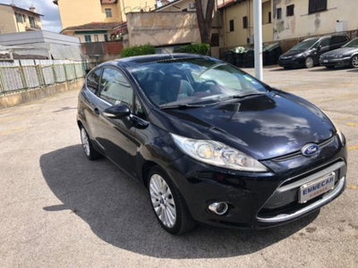 Ford Fiesta 1.6 TDCi 95CV 3 porte Tit. (2)