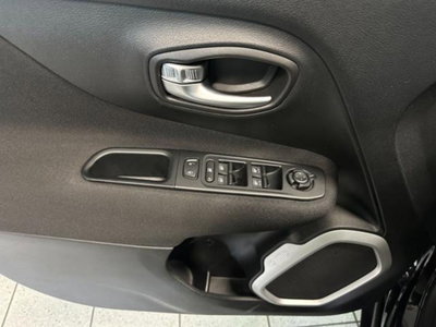 Jeep Renegade 1.6 Mjt Sport (16)