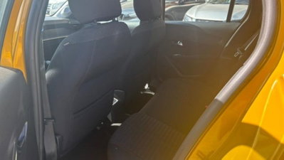 Peugeot 208 1.2 puretech Active s&s 75cv (11)