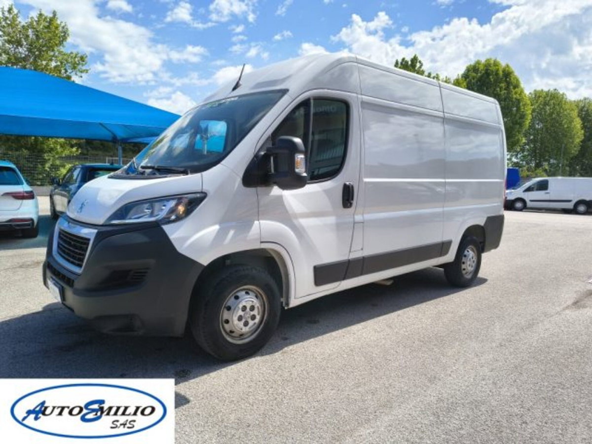 Peugeot Boxer Furgone 335 2.2 BlueHDi 140 S&S PM-TM Furgone Vetrato
