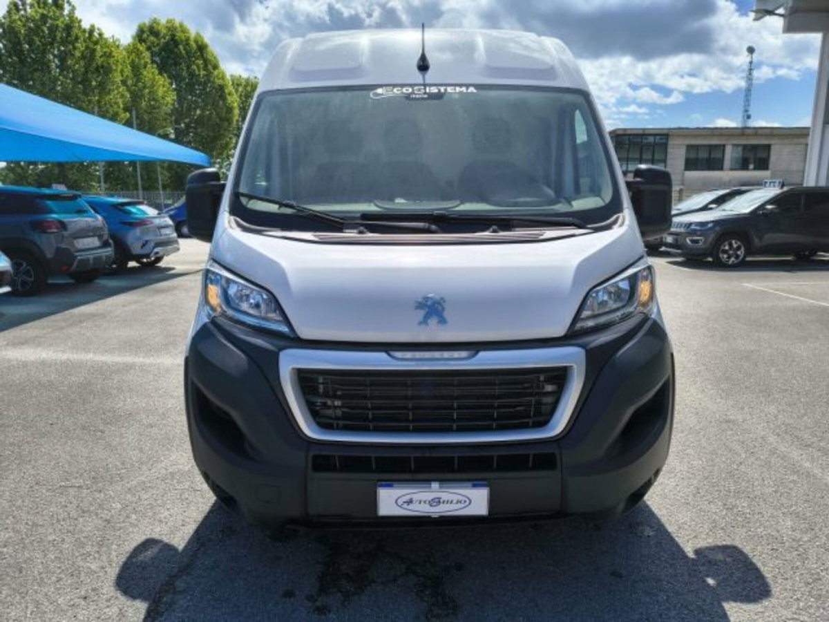 Peugeot Boxer Furgone 335 2.2 BlueHDi 140 S&S PM-TM Furgone Vetrato (2)