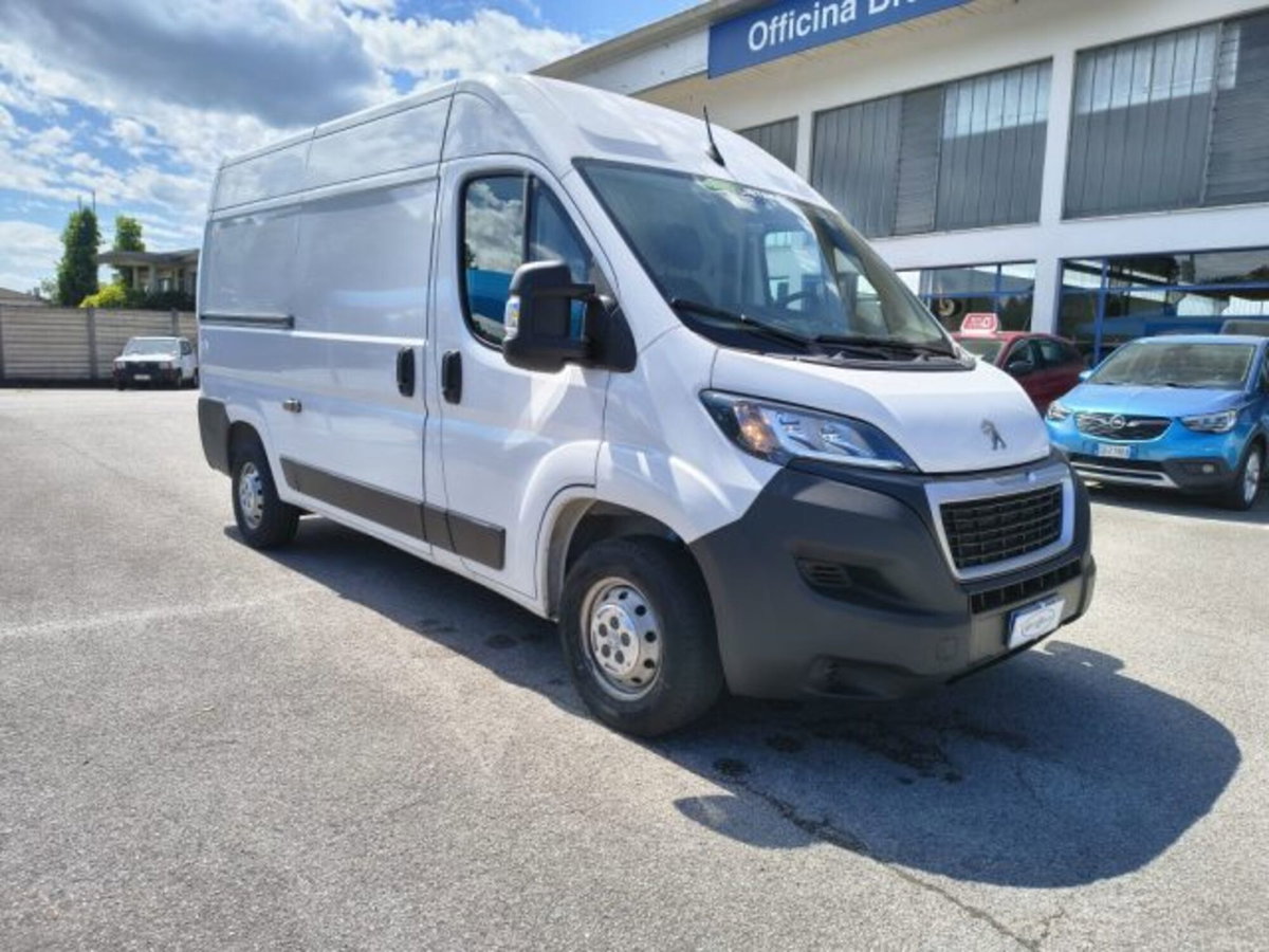 Peugeot Boxer Furgone 335 2.2 BlueHDi 140 S&S PM-TM Furgone Vetrato (3)