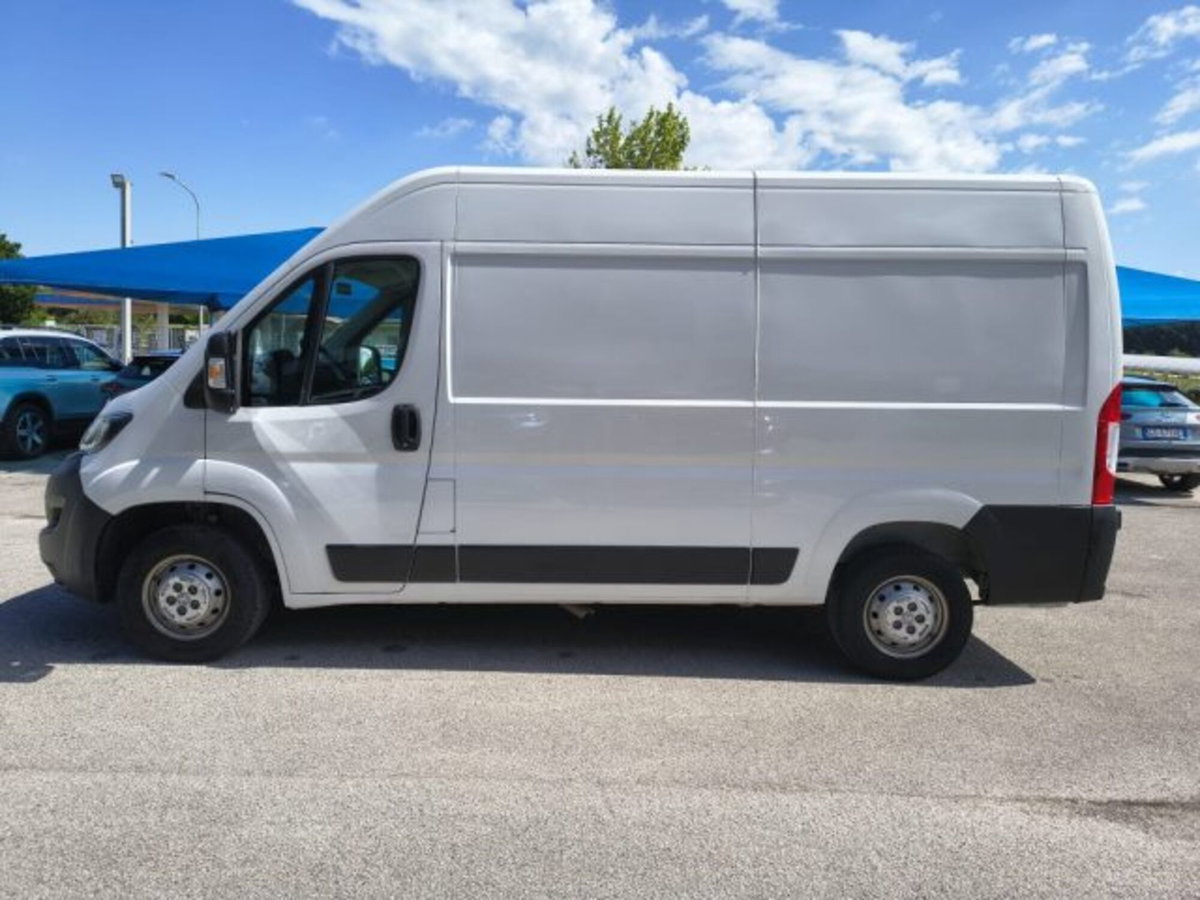 Peugeot Boxer Furgone 335 2.2 BlueHDi 140 S&S PM-TM Furgone Vetrato (8)