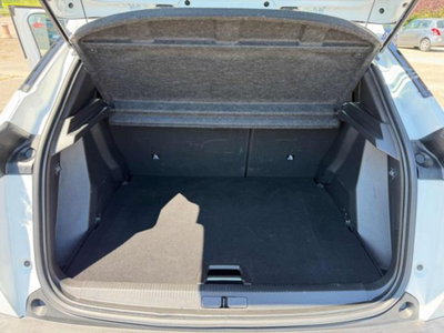 Peugeot 2008 PureTech 130 S&S EAT8 Active Pack (14)