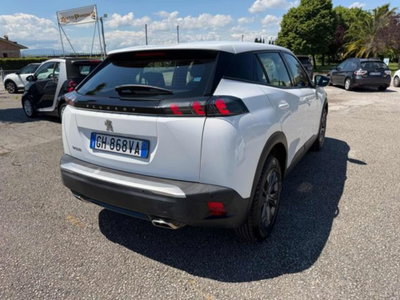 Peugeot 2008 PureTech 130 S&S EAT8 Active Pack (4)