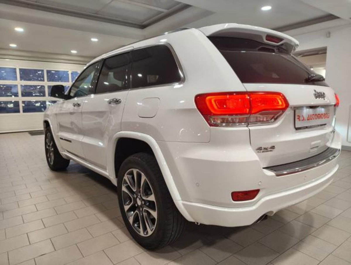 Jeep Grand Cherokee 3.0 V6 CRD 250 CV Multijet II Overland (4)