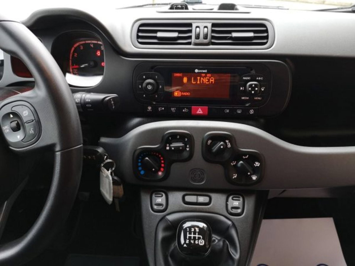 Fiat Panda 1.0 firefly hybrid s&s 70cv 5p.ti (18)