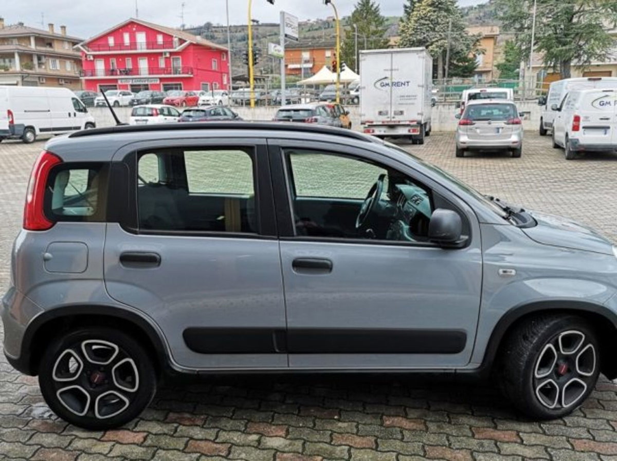 Fiat Panda 1.0 firefly hybrid s&s 70cv 5p.ti (9)