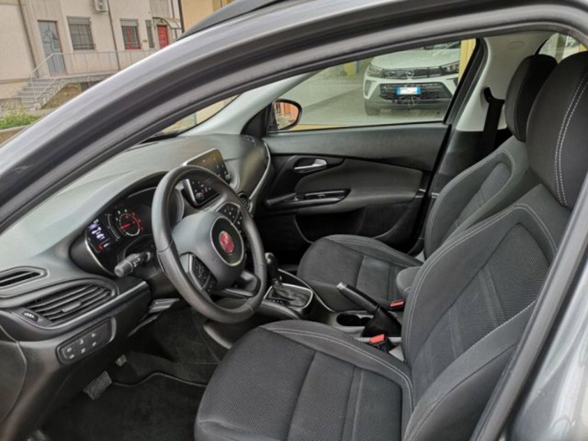 Fiat Tipo Station Wagon Tipo 1.6 Mjt S&S DCT SW Lounge (10)