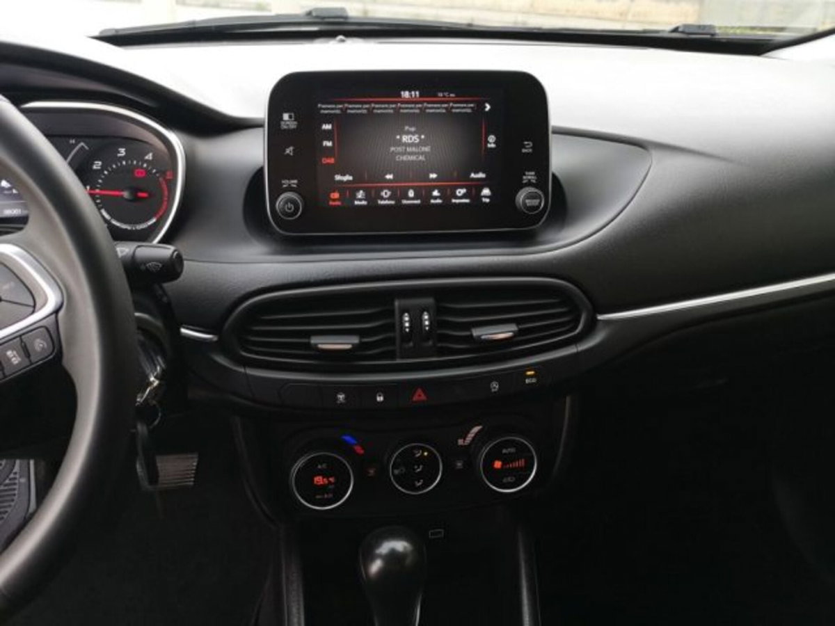 Fiat Tipo Station Wagon Tipo 1.6 Mjt S&S DCT SW Lounge (13)