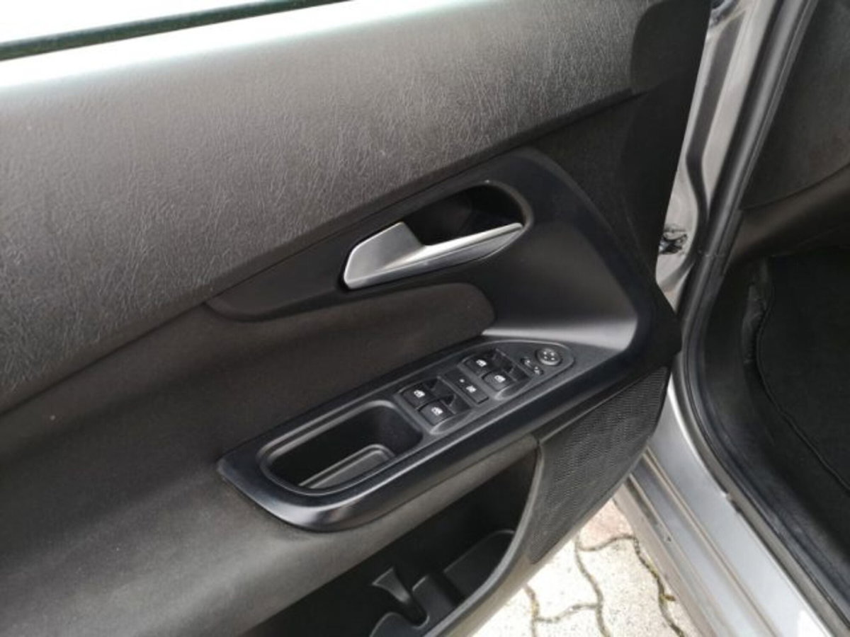 Fiat Tipo Station Wagon Tipo 1.6 Mjt S&S DCT SW Lounge (14)