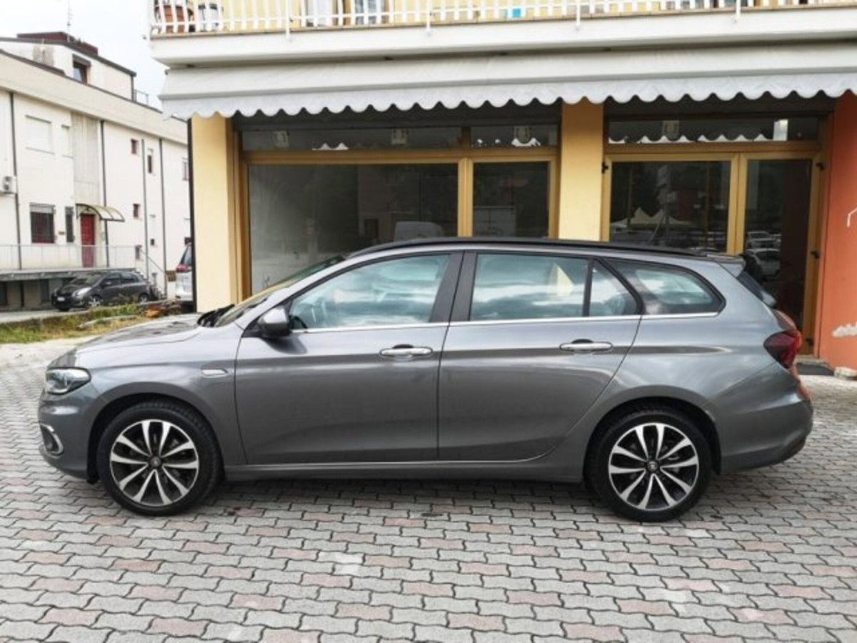 Fiat Tipo Station Wagon Tipo 1.6 Mjt S&S DCT SW Lounge (2)