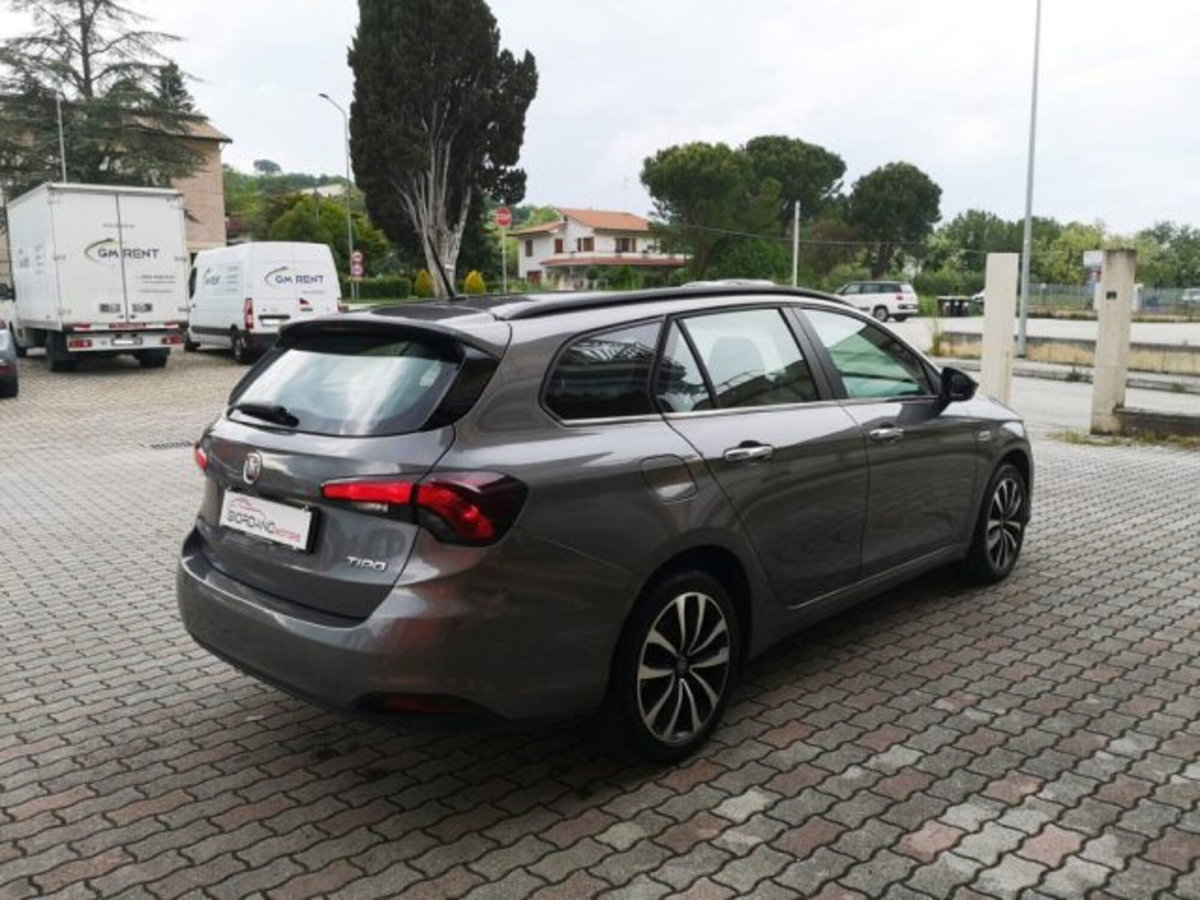 Fiat Tipo Station Wagon Tipo 1.6 Mjt S&S DCT SW Lounge (6)