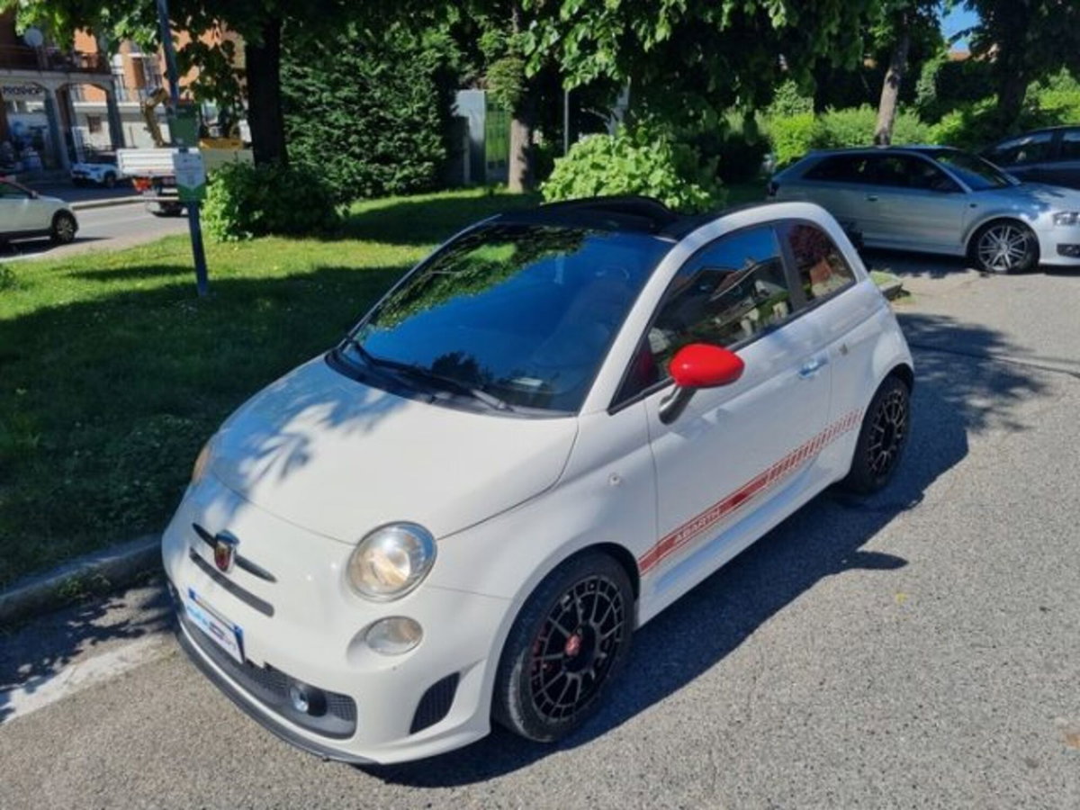Abarth 500 Cabrio 1.4 Turbo T-Jet Custom (13)
