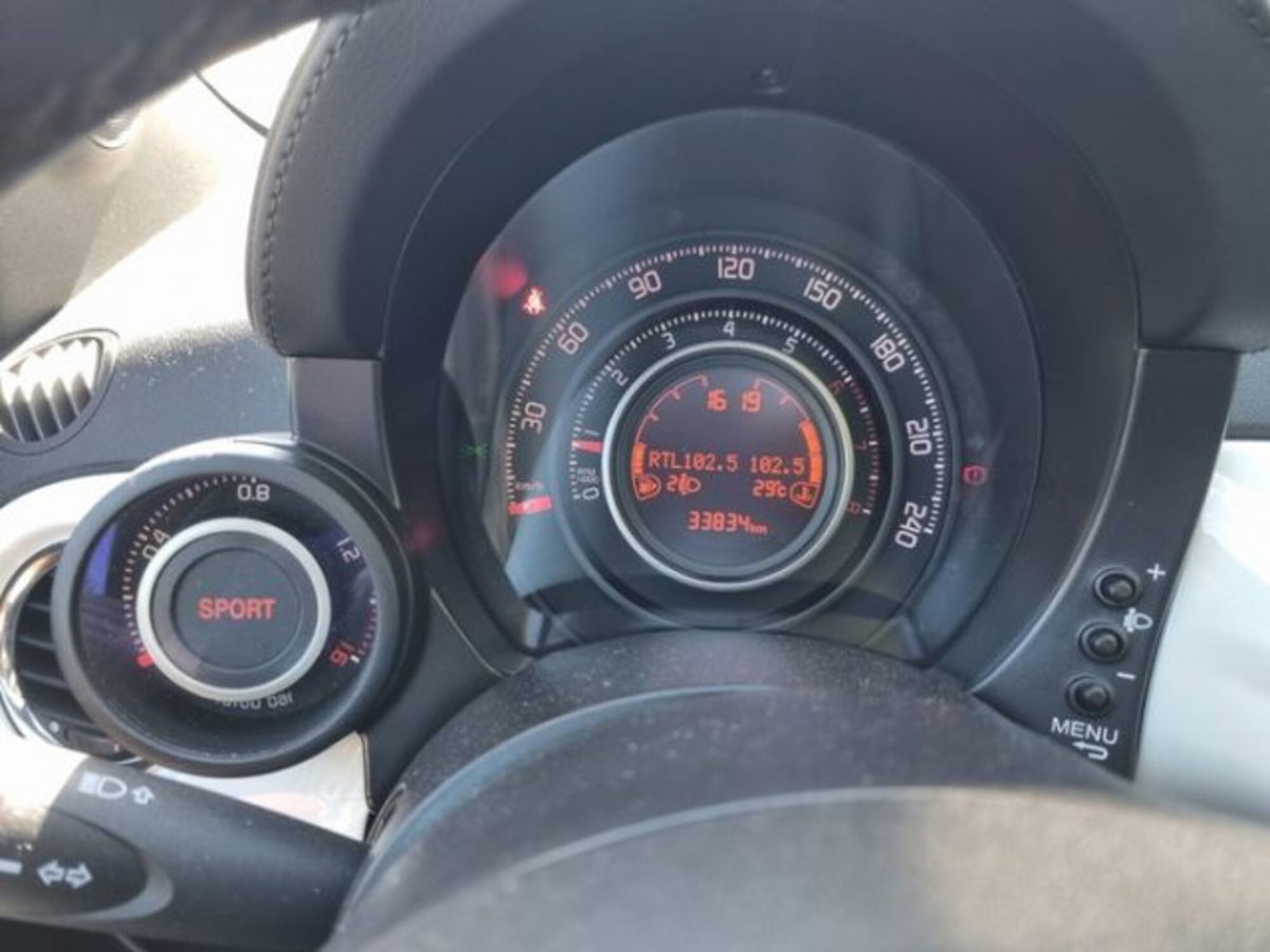 Abarth 500 Cabrio 1.4 Turbo T-Jet Custom (15)