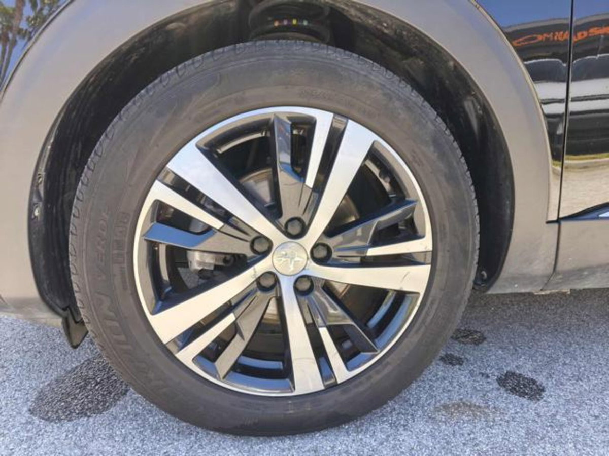 Peugeot 3008 BlueHDi 150 S&S Allure (13)