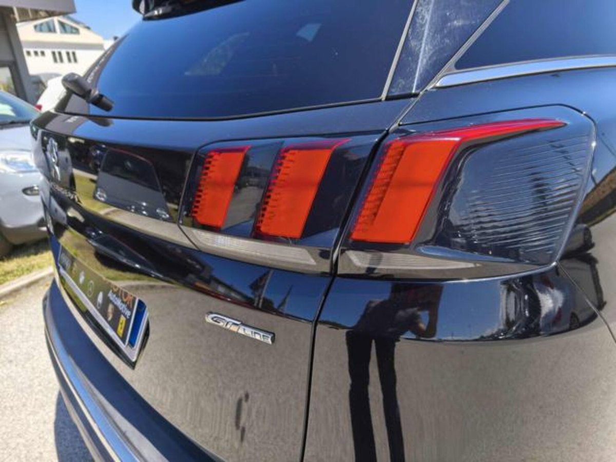 Peugeot 3008 BlueHDi 150 S&S Allure (7)
