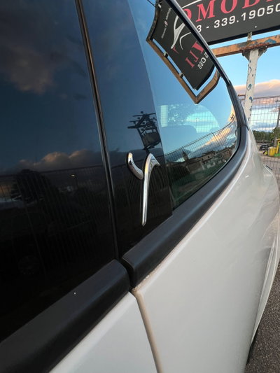 Lancia Ypsilon 1.3 MJT 16V 95 CV 5 porte S&S Silver (8)