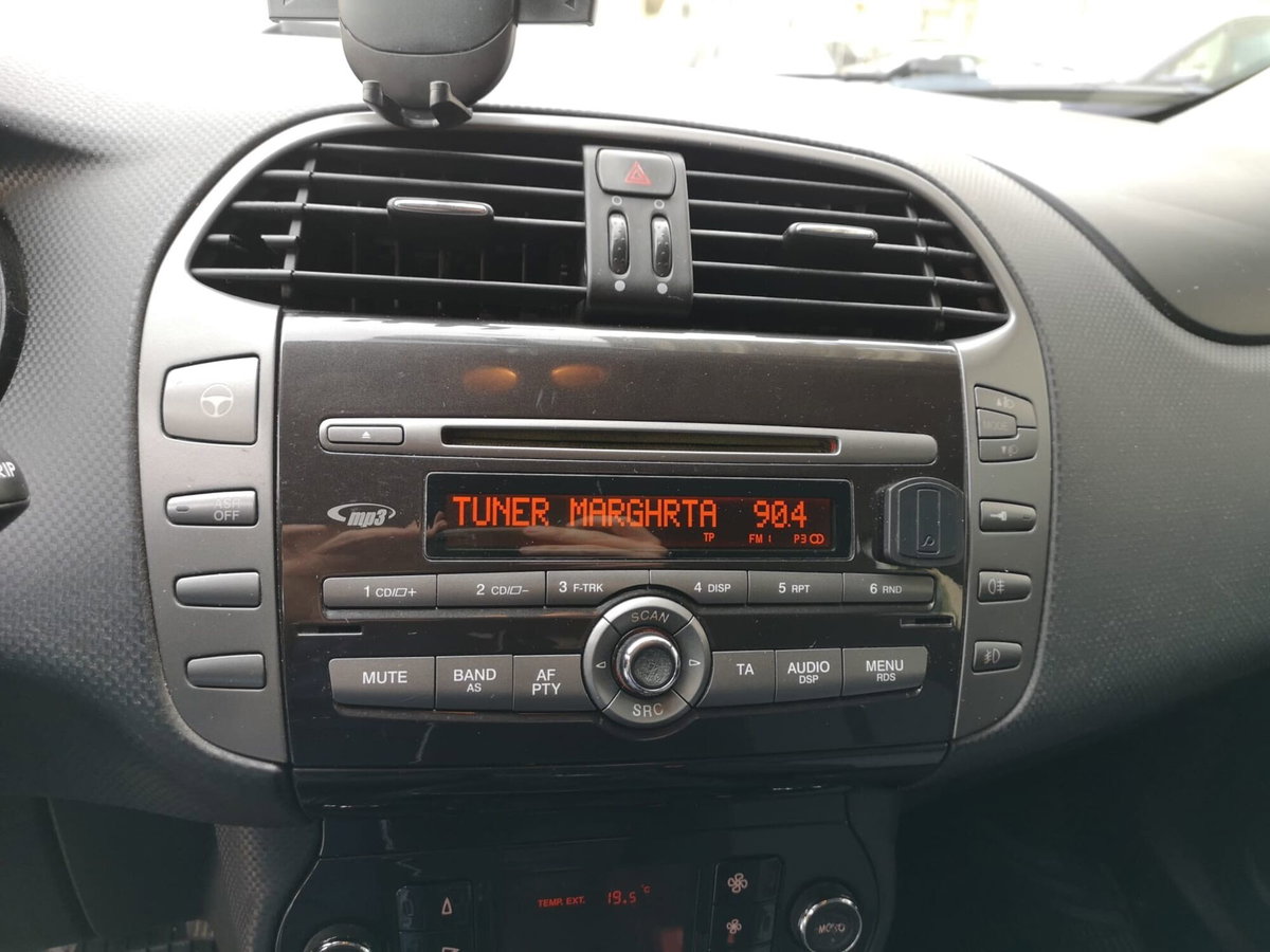 Fiat Bravo 1.6 MJT 120 CV DPF Emotion (12)