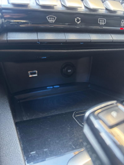 Peugeot 3008 BlueHDi 130 S&S Business (15)
