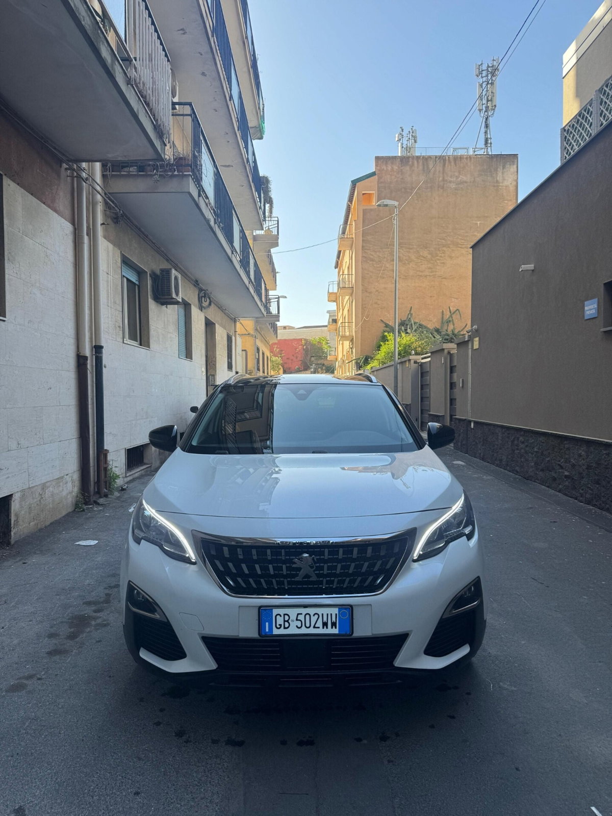 Peugeot 3008 BlueHDi 130 S&S Business (4)