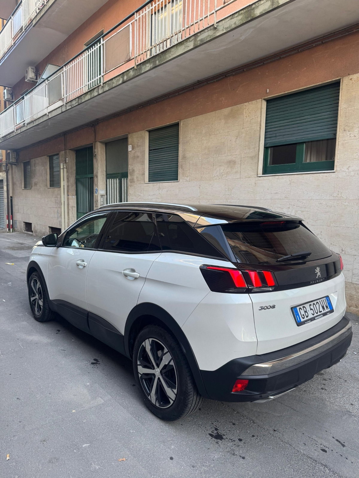 Peugeot 3008 BlueHDi 130 S&S Business (5)