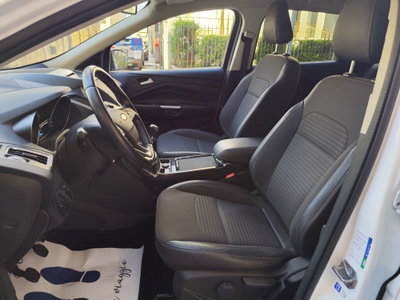 Ford Kuga 1.5 TDCI 120 CV S&S 2WD Titanium (14)