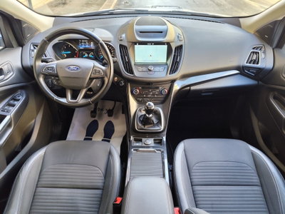 Ford Kuga 1.5 TDCI 120 CV S&S 2WD Titanium (18)