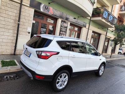 Ford Kuga 1.5 TDCI 120 CV S&S 2WD Titanium (5)
