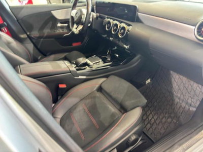 Mercedes-Benz Classe A Sedan 35 4Matic 4p. AMG (10)