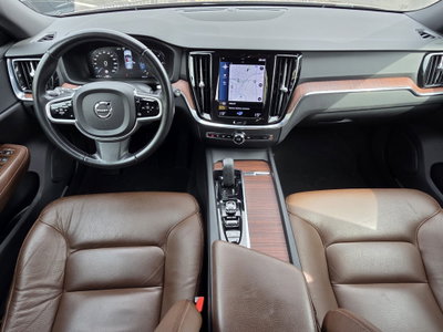Volvo V60 Cross Country 2.0 b4 Plus awd auto (4)