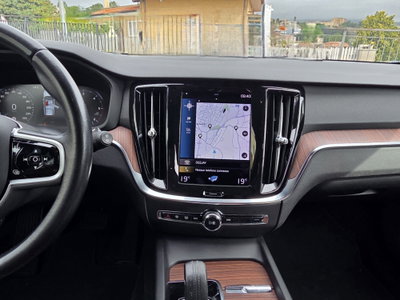 Volvo V60 Cross Country 2.0 b4 Plus awd auto (5)