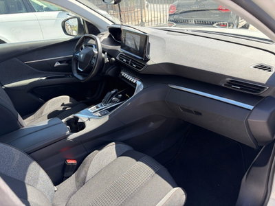 Peugeot 3008 BlueHDi 130 S&S Active (11)