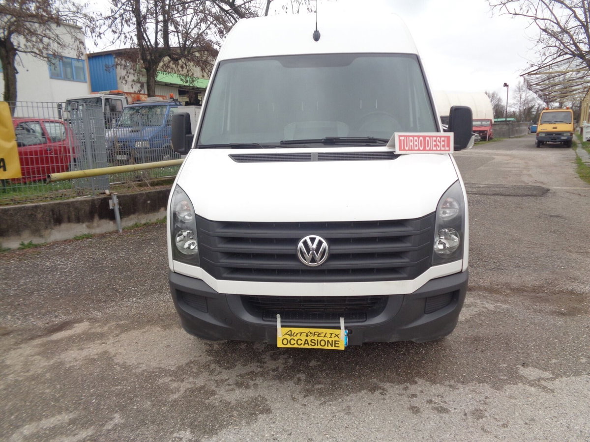 Volkswagen Multivan 2.0 TDI 150CV Highline (2)