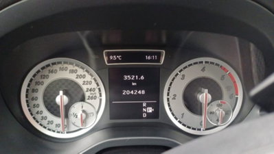 Mercedes-Benz Classe A 180 CDI Automatic Executive (10)