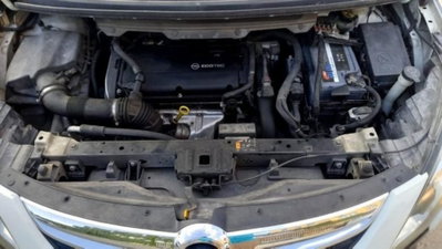 Renault 5 5 porte Spring (10)