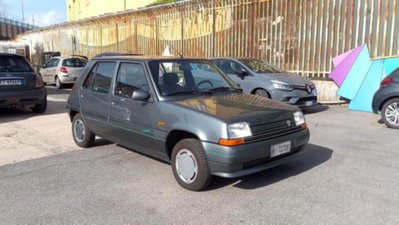 Renault 5 5 porte Spring (3)