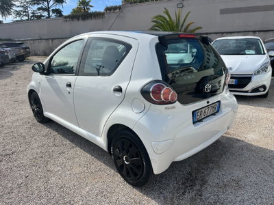 Toyota Aygo 1.0 12V VVT-i 5 porte Cool Soda Connect (7)