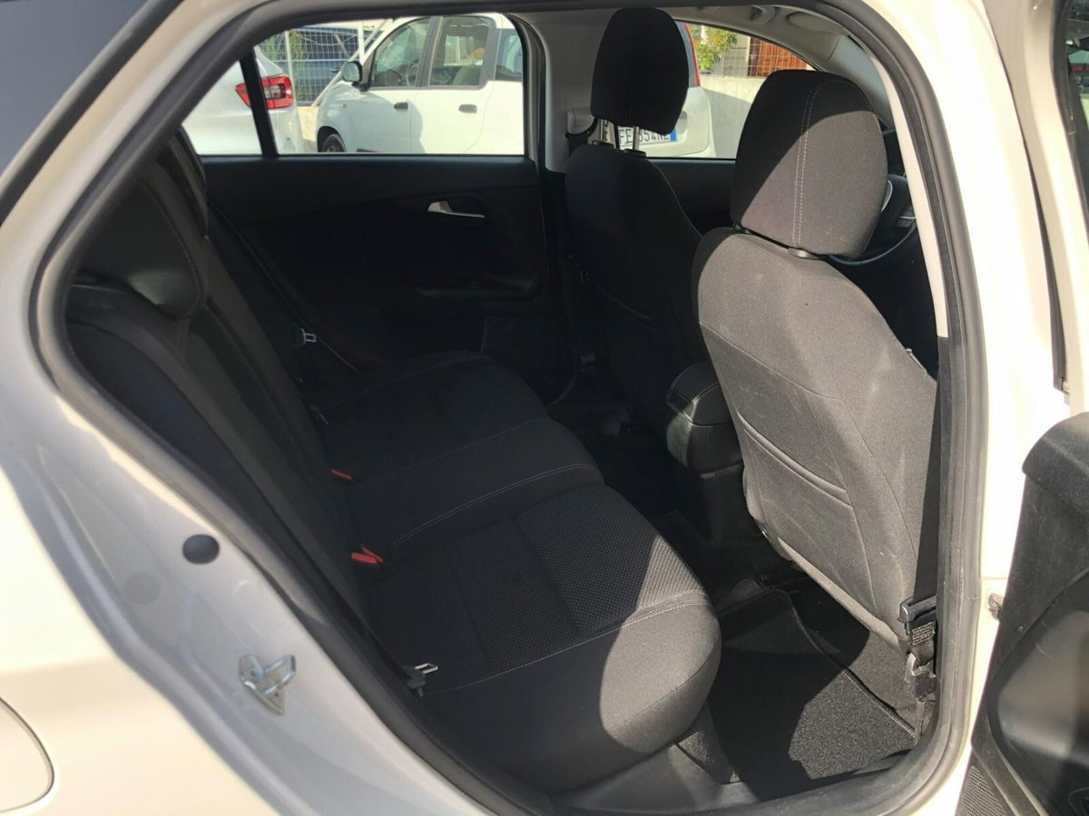 Fiat Tipo Station Wagon Tipo 1.6 Mjt S&S SW Lounge (10)