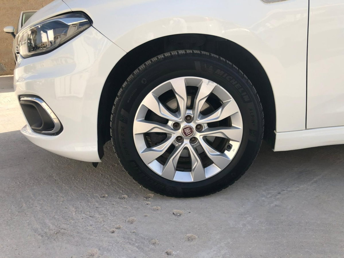 Fiat Tipo Station Wagon Tipo 1.6 Mjt S&S SW Lounge (15)