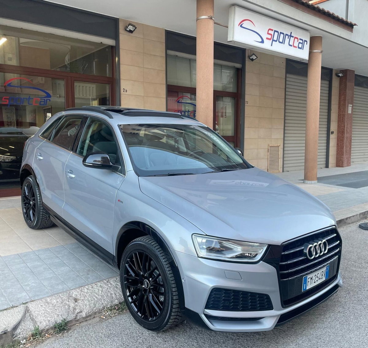 Audi Q3 2.0 TDI 150 CV S tronic S line Edition