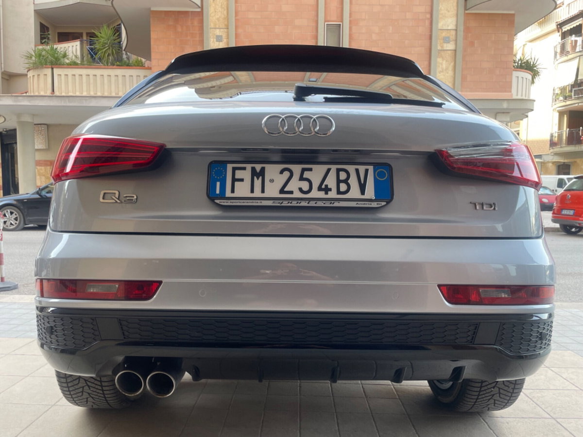 Audi Q3 2.0 TDI 150 CV S tronic S line Edition (10)