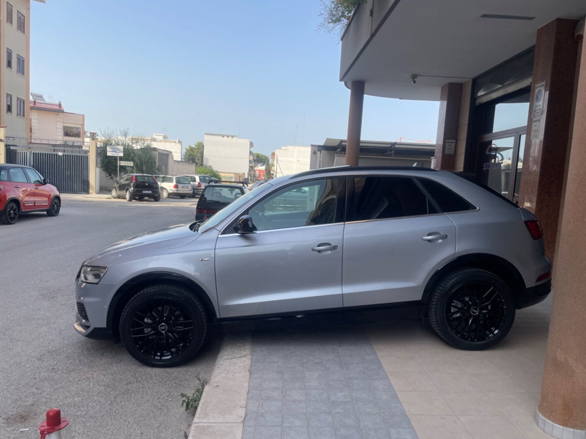 Audi Q3 2.0 TDI 150 CV S tronic S line Edition (8)