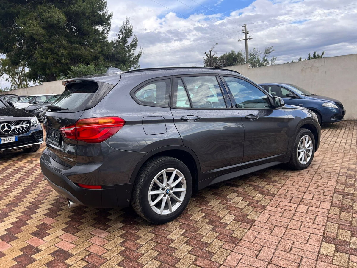BMW X1 xDrive18d Business Advantage (4)